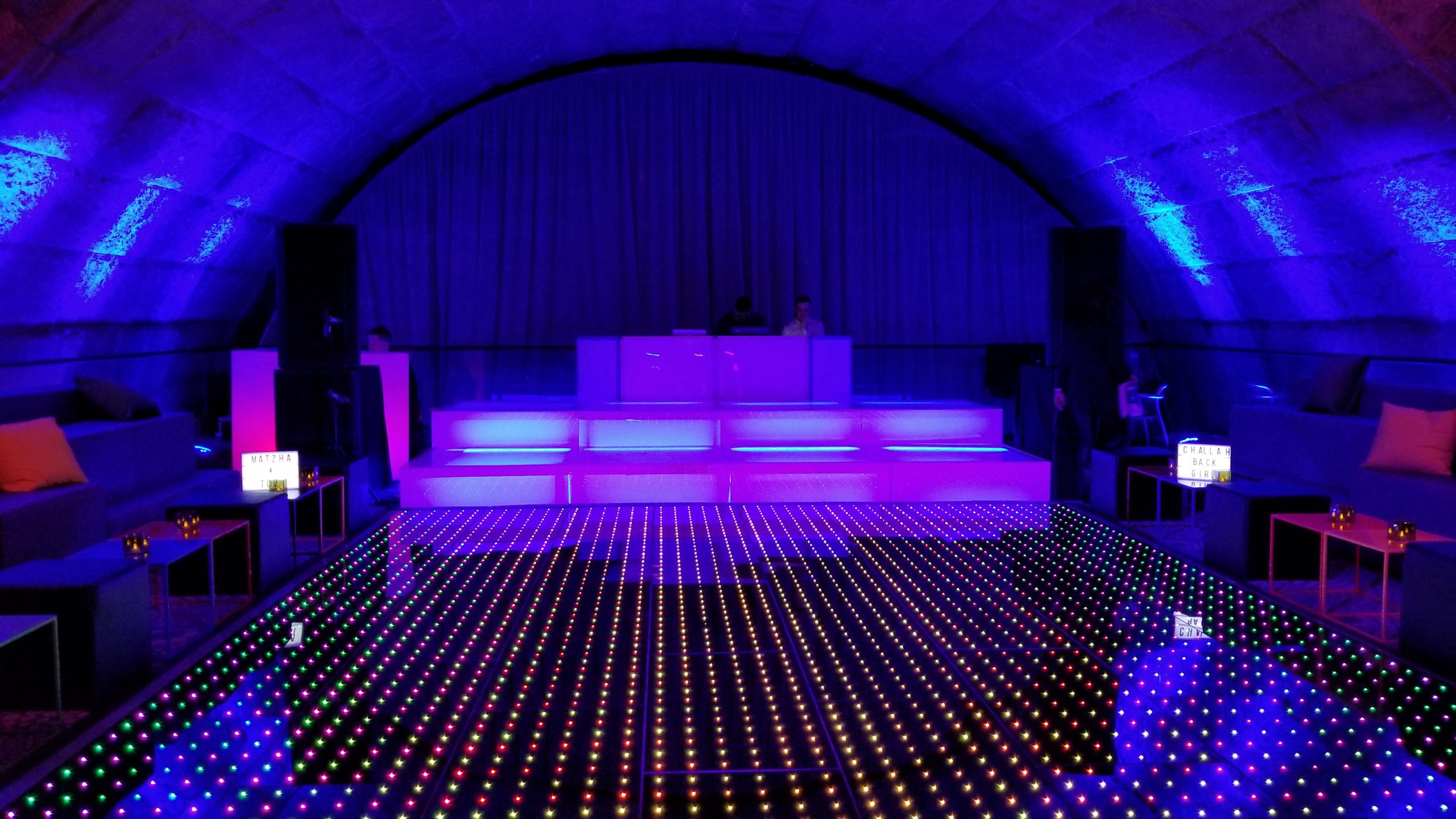 Sweet 16 DJ Booth Options – Hart To Hart DJ Entertainment