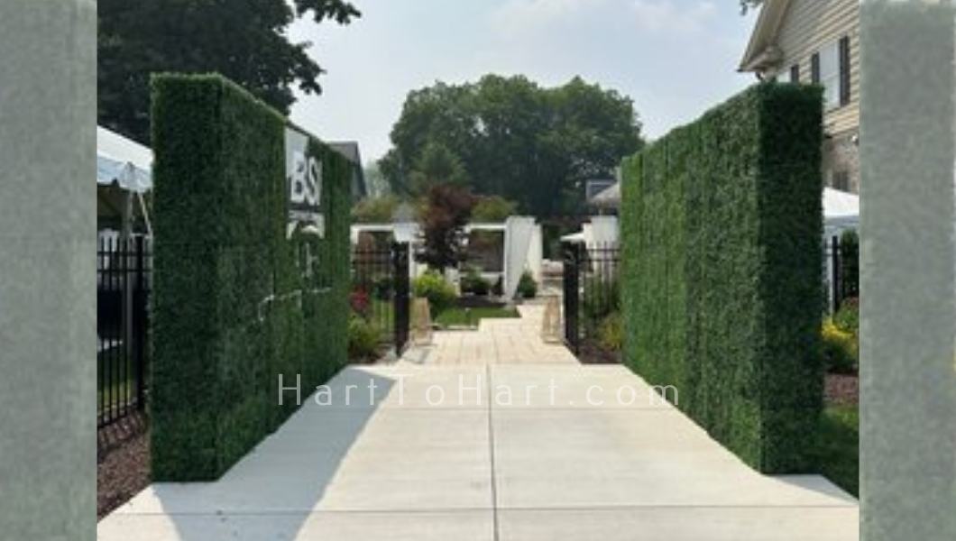 h2h lounge backdrop rental flower hedge wall 8