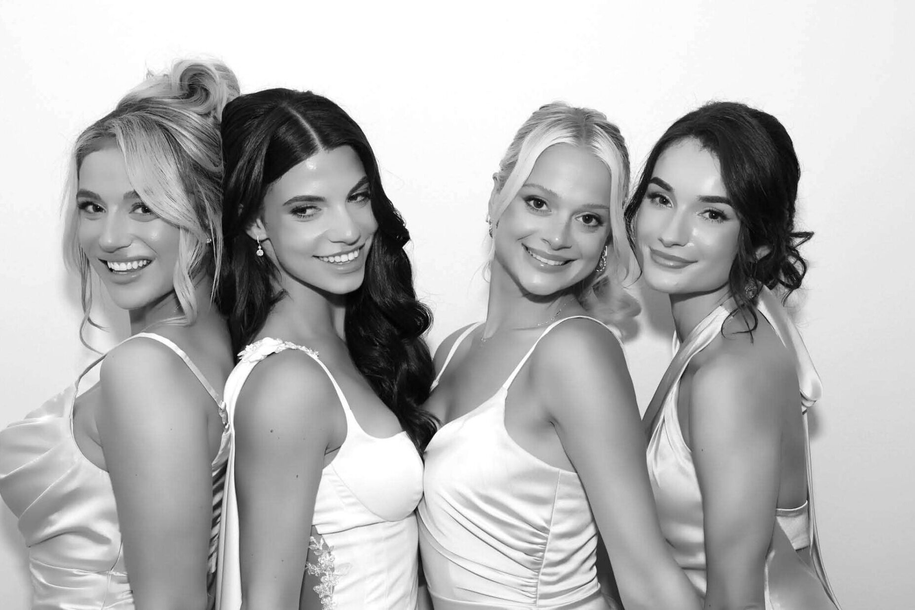 ny event glam beauty photo booth 3 scaled