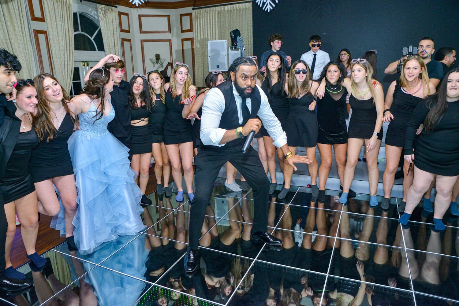 Mitzvah DJs and MCs NY NJ CT-40